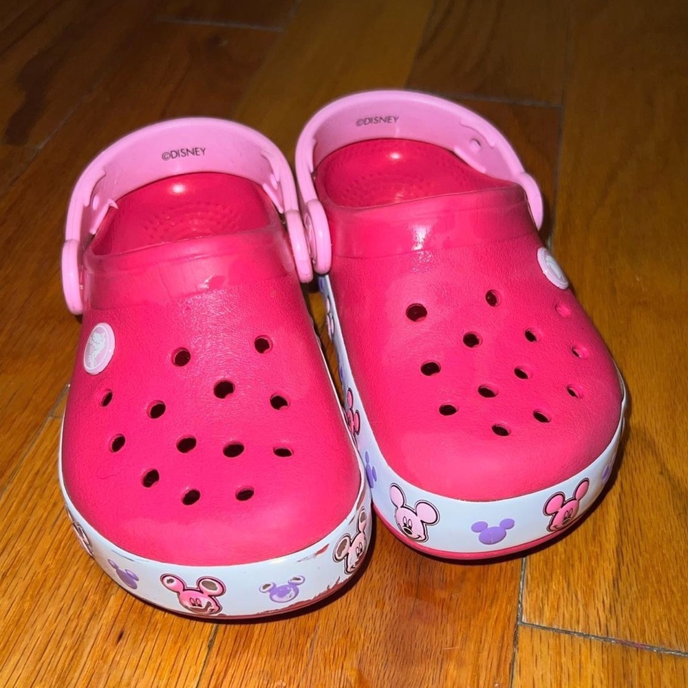 Fun Lab Disney Mickey Lights Clog.